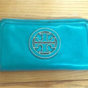 Tory Burch Wallet!
